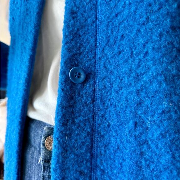 Vibrant Blue Coat - Picture 2 of 3